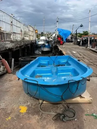 Bote novo de fibra