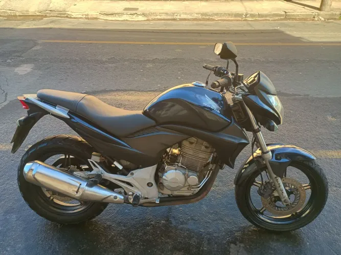 CB 300r 2012 toda original