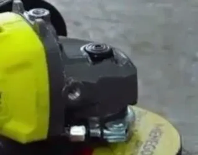 Lixadeira A bateria