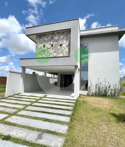 Casa Térrea e com área de lazer completa em condomínio fechado em Parnamirim - Parnamirim