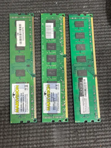 3 memórias DDR3 8GB