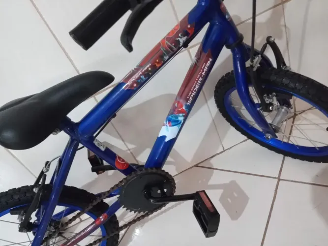 Bike homem aranha aro 16! Estado de nova! Aceito cartão!