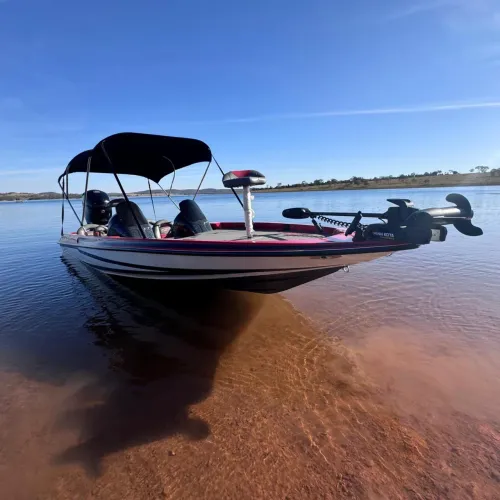 Vendo bass boat modelo Mirage 2025