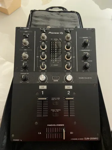 Mixer pioneer djm 250 mk2