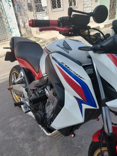 Cb650f top de linha capitão América