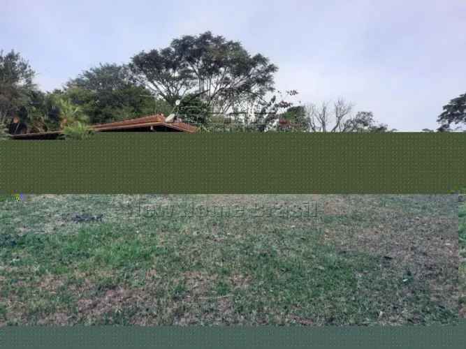 Sítio em Cajuru