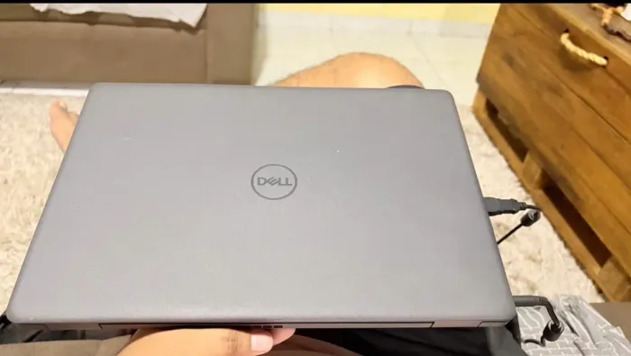 Vendo Notebook Dell Inspiron 3501