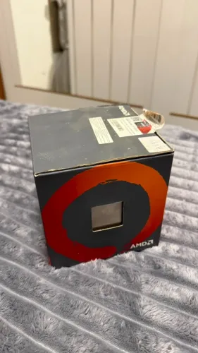 Processador AMD Ryzen 3 1300X Quatro Núcleos Cache 10MB 3.5GHz AM4, YD130XBBAEBOX