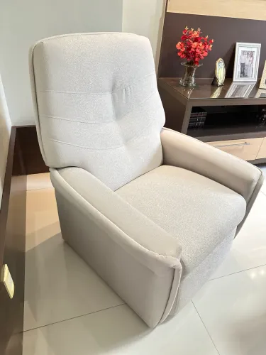 Poltrona reclinável 