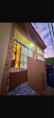 Casa localizada no jacintinho; nas piabas.