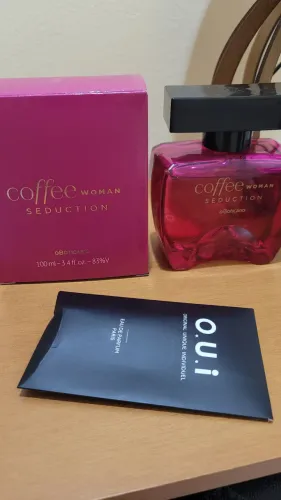 Perfume Coffe seducion + amostra O.U.I de brinde.