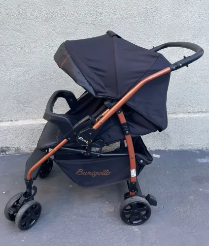 Carrinho de Bebê Burigotto - Excelente Estado
