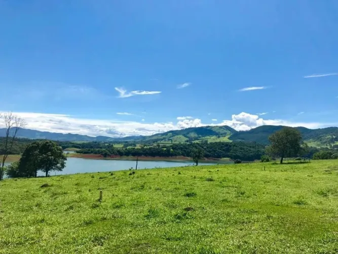 terreno na represa de Joanópolis SP