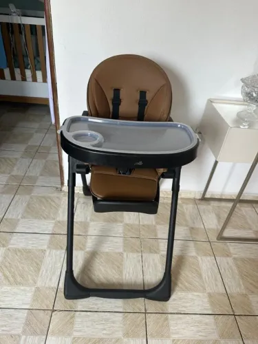 Cadeira de alimentação