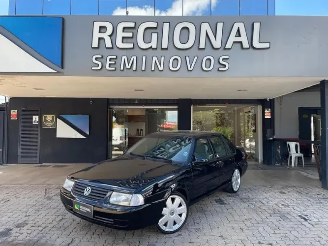 Volkswagen Santana 1.8 MI (álcool) 2003