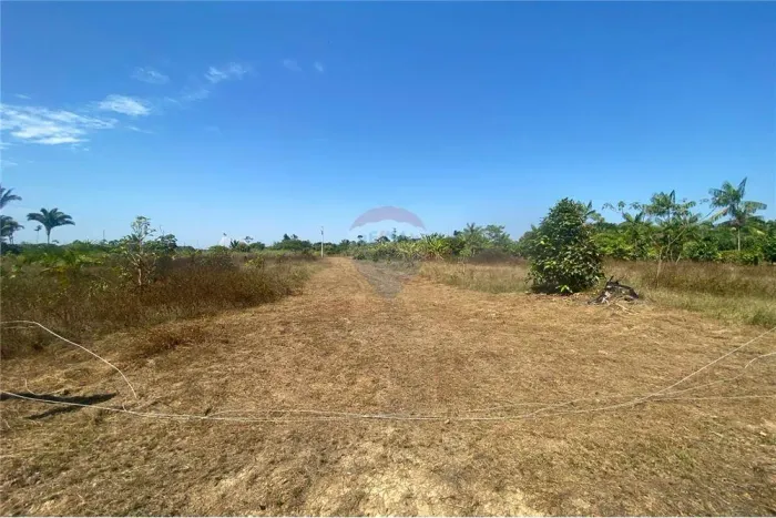 Chácara da Água Branca - Seu Refúgio Privado na BR-319, Km 62