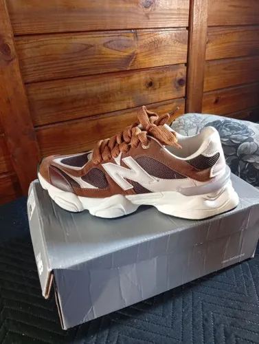 Tênis feminino