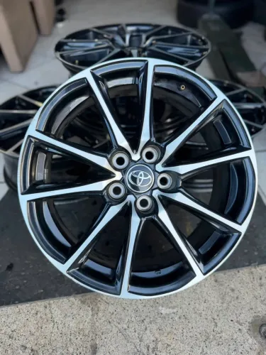 JOGO DE RODAS ARO 18 ORIGINAL TOYOTA COROLLA CROSS 5x114,3