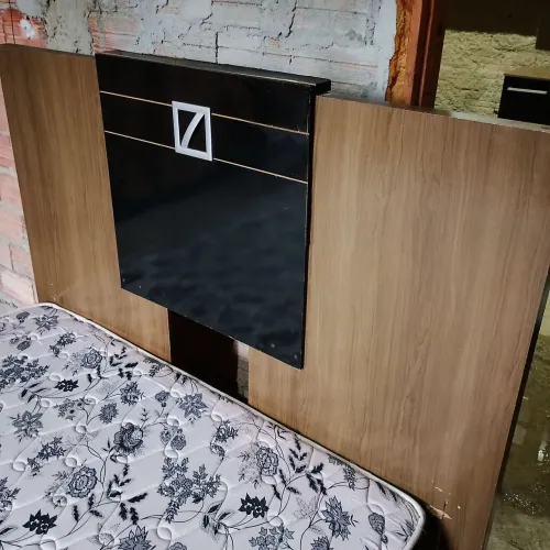 Cama box de casal pequena 