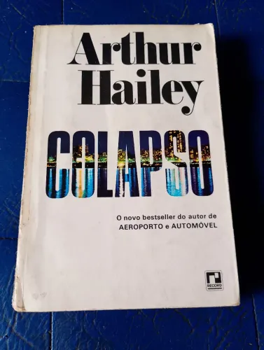 Colapso de Arthur Hailey