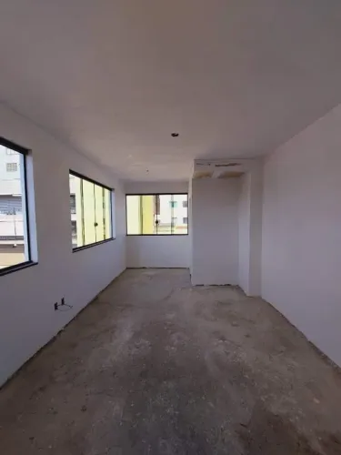 Sala comercial a menos de 100metros da Avenida principal do Bairro Eldorado Contagem/MG