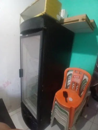 Estou vendendo este freezer está em perfeito estado