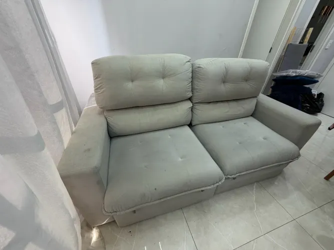 Sofá retrátil 1,96 perfeito estado vira cama