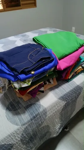 33 peças de roupas NOVAS