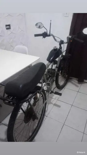 Motorizada zera, bateu pegou, com freio no pé. Aceito troca em elétrica, OHAR DESCRIÇÃO!!!