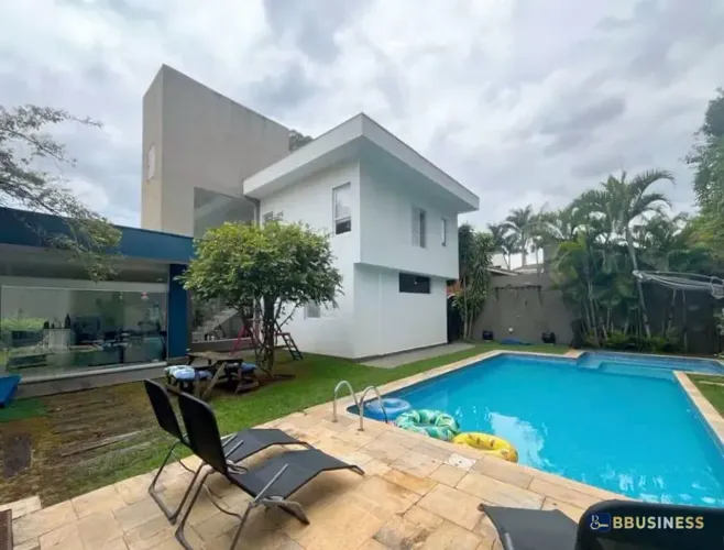 Casa à venda em condomínio com 3 suítes, Nova Higienópolis, Jandira, SP