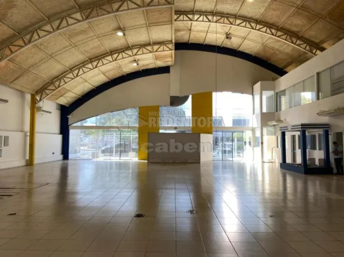 Excelente imóvel comercial Locação Vila Maceno