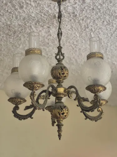 Lustre Vintage Antigo com 5 Globos de Vidro - Peça Decorativa