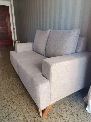 Sofá semi novo