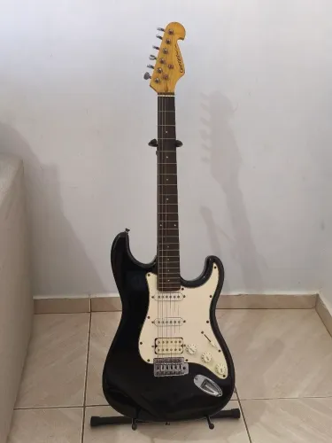 Vendo Guitarra stratocaster Gianini Sonic x séries+ case e acessórios