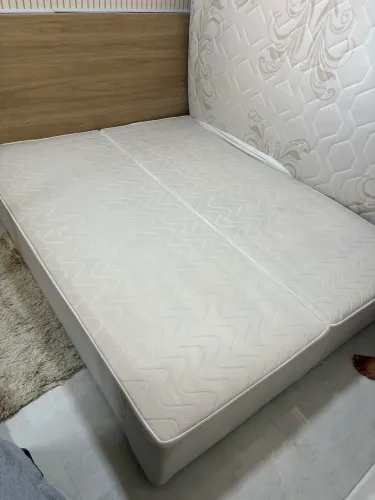 Base cama box bipartido queem