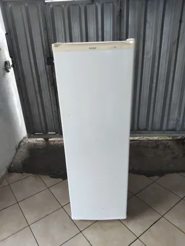 Geladeira Consul 240L 