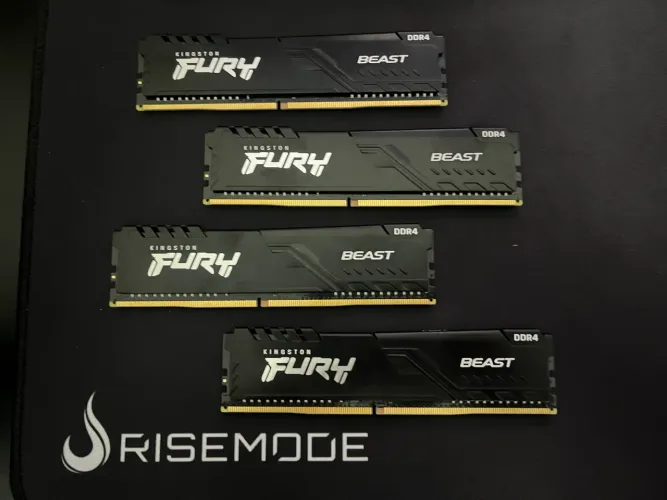 Memória RAM Kingston Fury Beast 8GB DDR4 3200MHz - Lote / Atacado