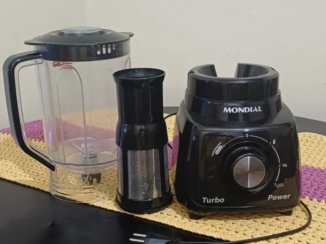 Liquidificador mondial