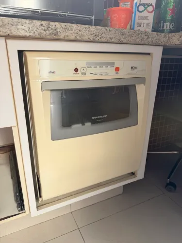 Lava louças 8 serviços Brastemp