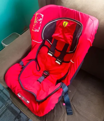 Cadeirinha de bebê para carro 