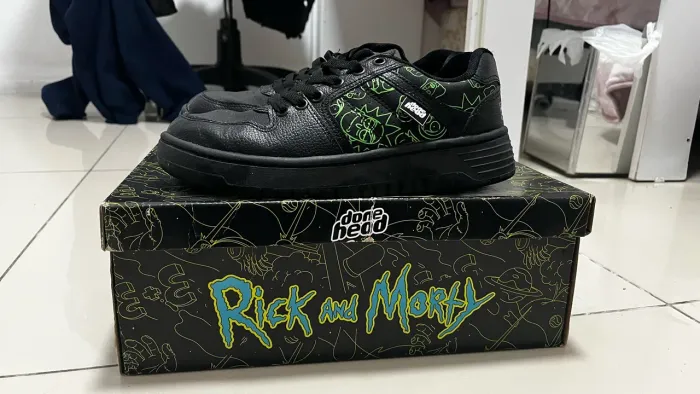 tênis rick and morty seminovo