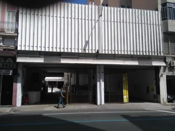 Estacionamento no Centro do Rio de Janeiro com 6 banheiros, 300 vagas de garagem e 5.055,0