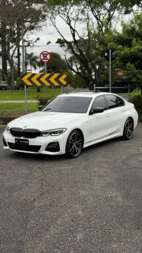 BMW 320I A 2.0 TB M Sport Activeflex 16V 4P 2022