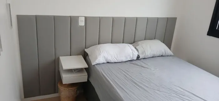 9 módulos de cabeceira coláveis suede cinza claro 110x20