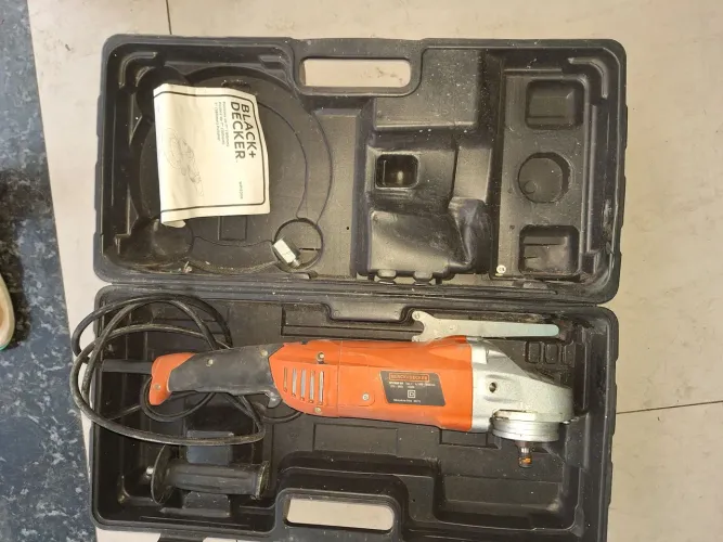 Politriz Black Decker 1300w