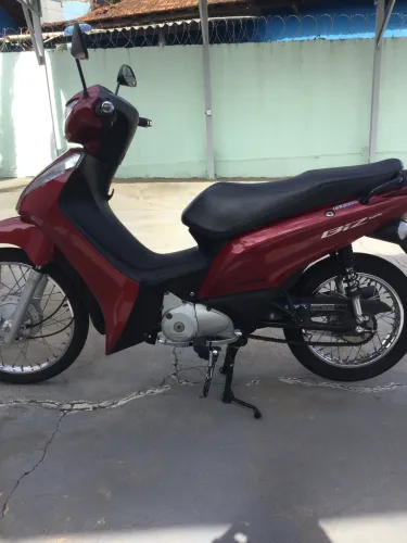 BIZ 125 ES