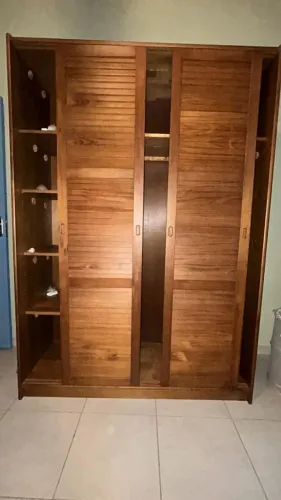 Guarda roupa tok stock