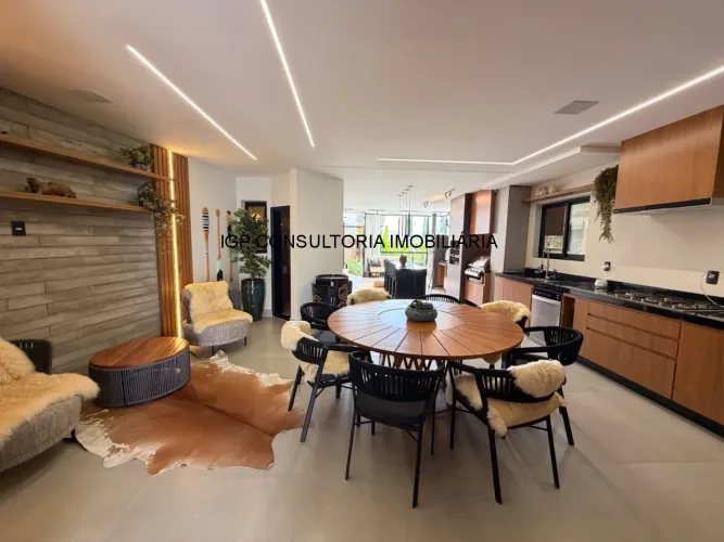 LINDA CASA À VENDA - CONDOMÍNIO FECHADO EM INDAIATUBA SP! 4 quartos, 2 suítes, 3 salas, 4