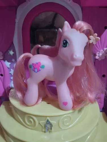 My little pony g3 snow glow