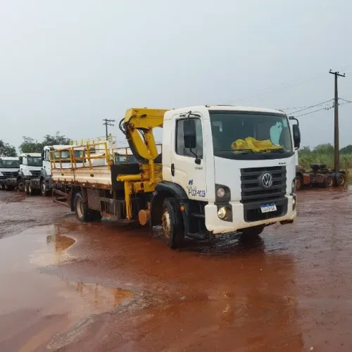 CAMINHÃO PLATAFORMA VW 17.190 ROBUST 4X2 PBT 16TON 186CV
